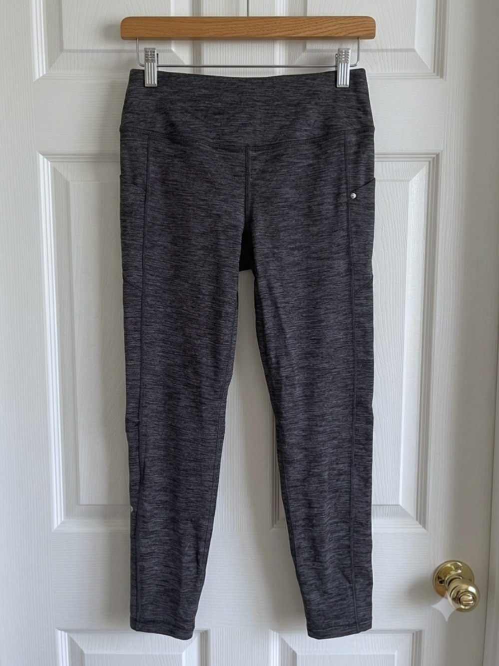Eddie Bauer • Soul + Sky
BUNDLE (2) Women’s Technical Active Leggings - Picture 4 of 5